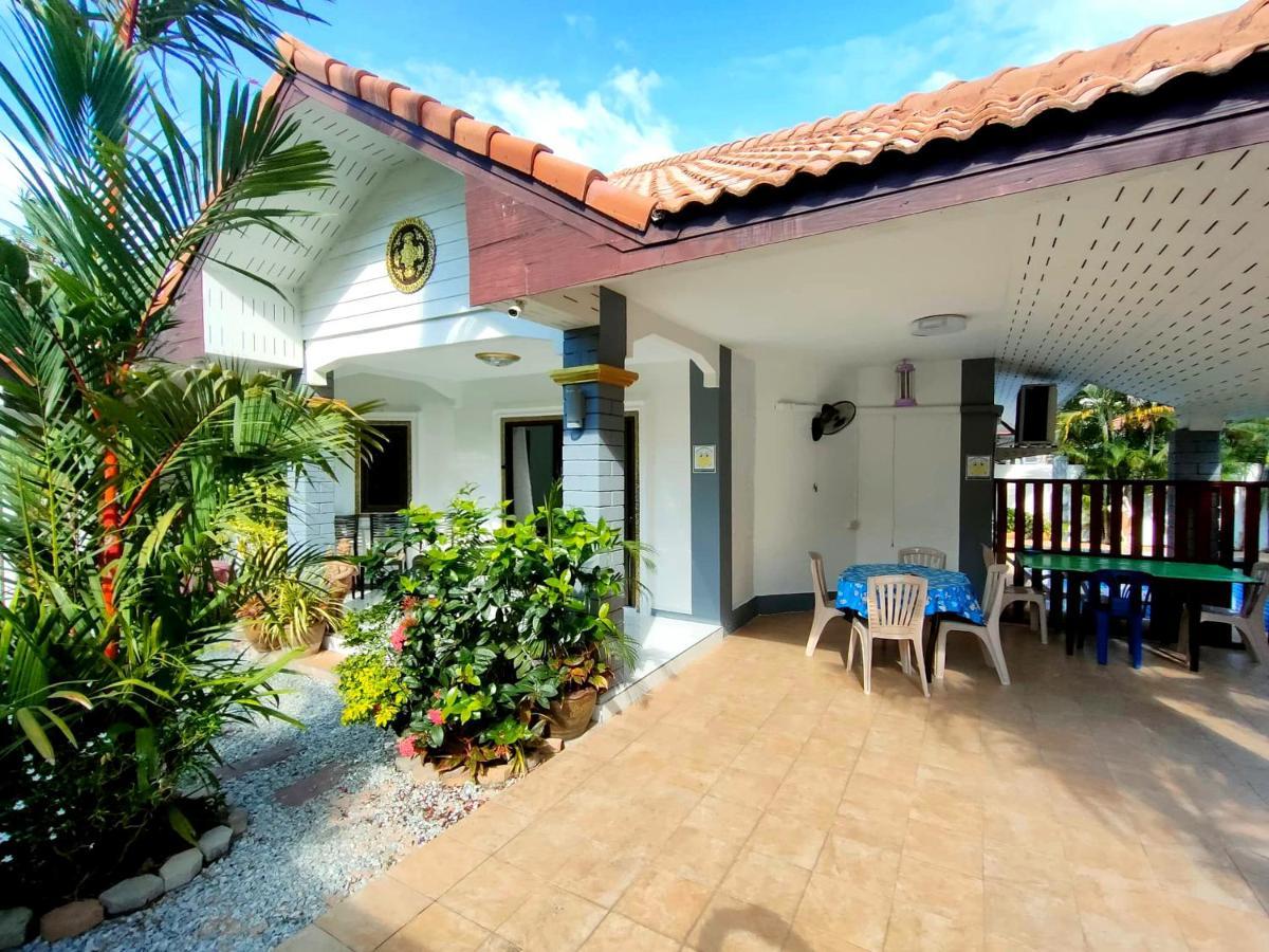 Corner Villa - Pattaya Holiday House Walking Street 4 Bedrooms Eksteriør bilde